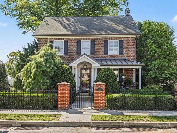 40 CEDAR AVENUE, HERSHEY, PA 17033