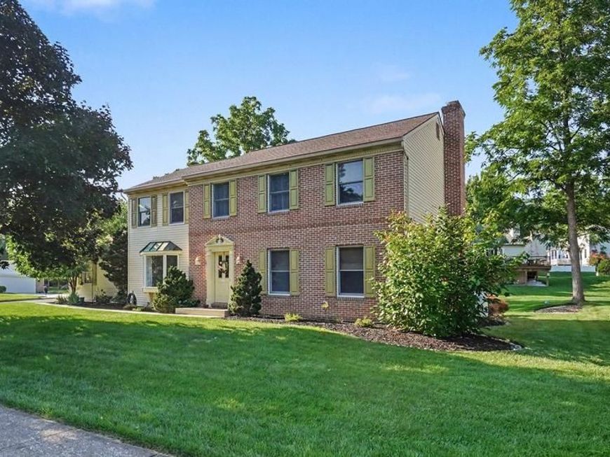 2317 Forest Hills Drive, Harrisburg, PA 17112 Main Photo