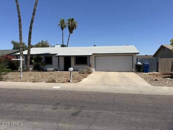 14407 N 37TH Place, Phoenix, AZ 85032