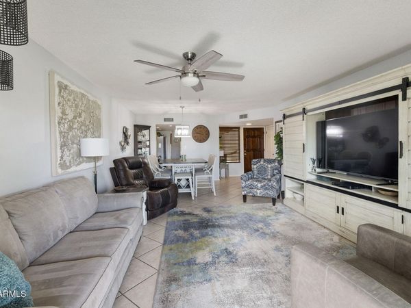 725 S ARROWWOOD Way, Mesa, AZ 85208