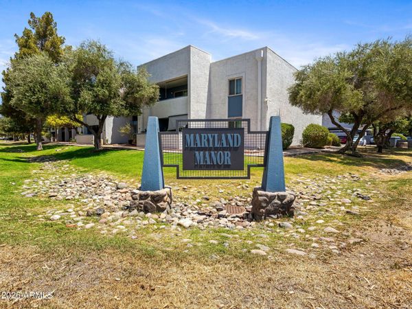 4608 W MARYLAND Avenue, Unit 202, Glendale, AZ 85301
