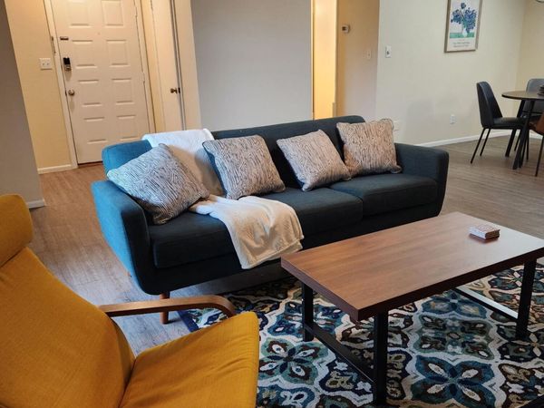4608 W MARYLAND Avenue, Unit 202, Glendale, AZ 85301