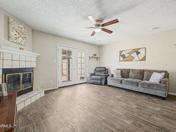 4709 W EVA Street, Glendale, AZ 85302