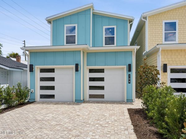 708 S 9TH Street, Fernandina Beach, FL 32034