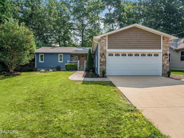 22 Overlook Terrace, Crossville, TN 38558