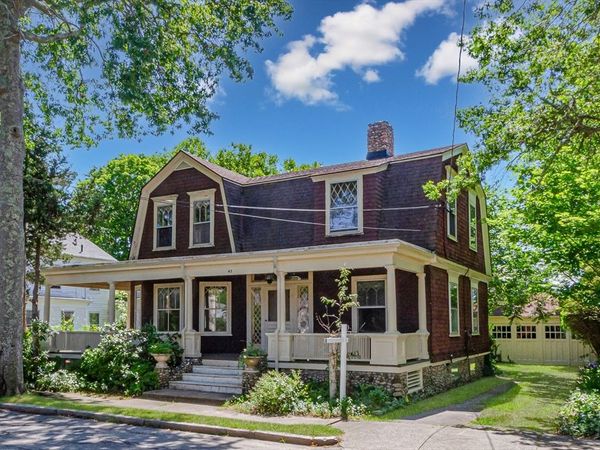 43 Main St, Mattapoisett, MA 02739