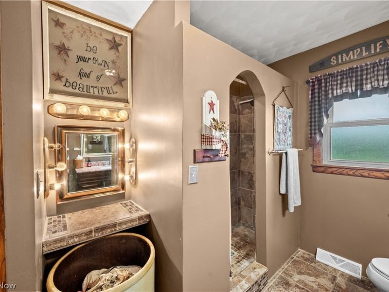 1811 Washington Boulevard, Belpre, OH 45714 Photo 13