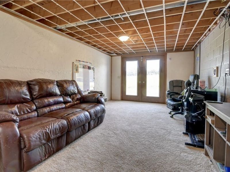 6018 Race Road NW, Strasburg, OH 44680 Photo 18