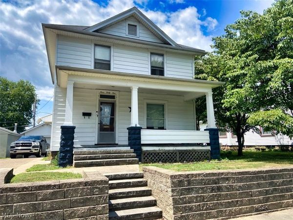 341 Hamilton Avenue , Coshocton, OH 43812