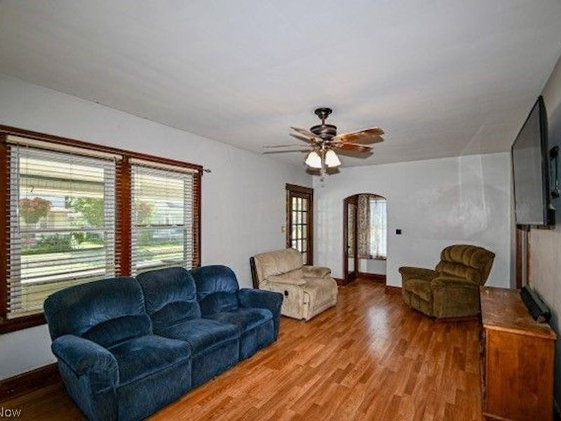 1309 22nd Street NW, Canton, OH 44709 Photo 5