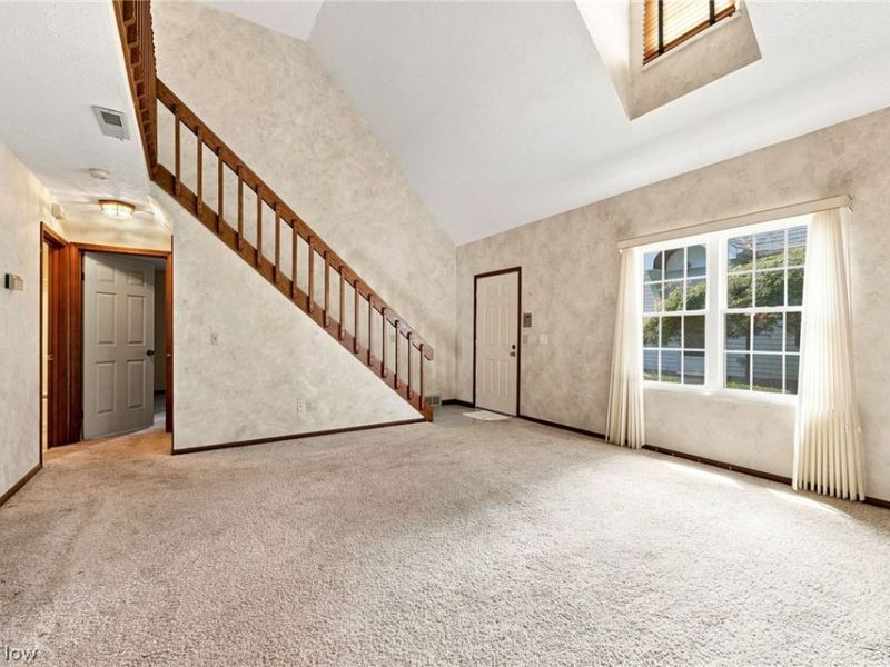 6724 Connecticut Colony Circle, Mentor, OH 44060 Photo 4