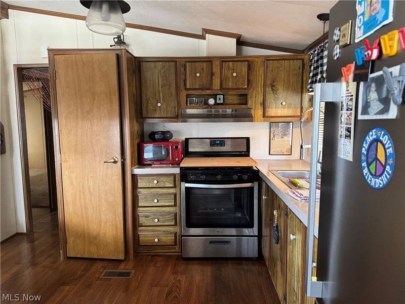 7 Westwoods, Amherst, OH 44001 Photo 17