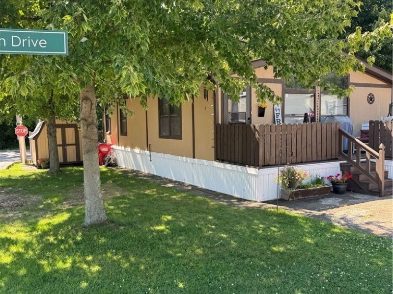 7 Westwoods, Amherst, OH 44001 Photo 6