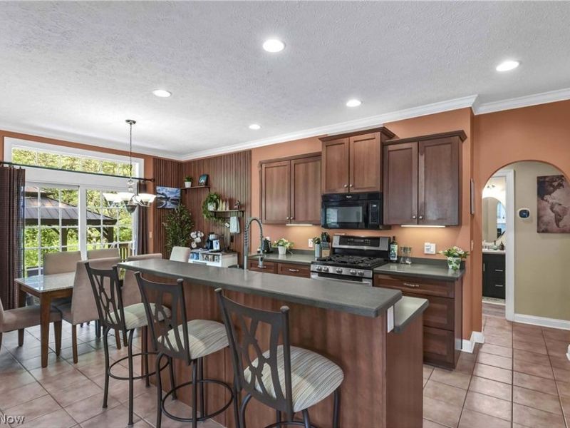 31470 Hilliard Boulevard, Westlake, OH 44145 Photo 10