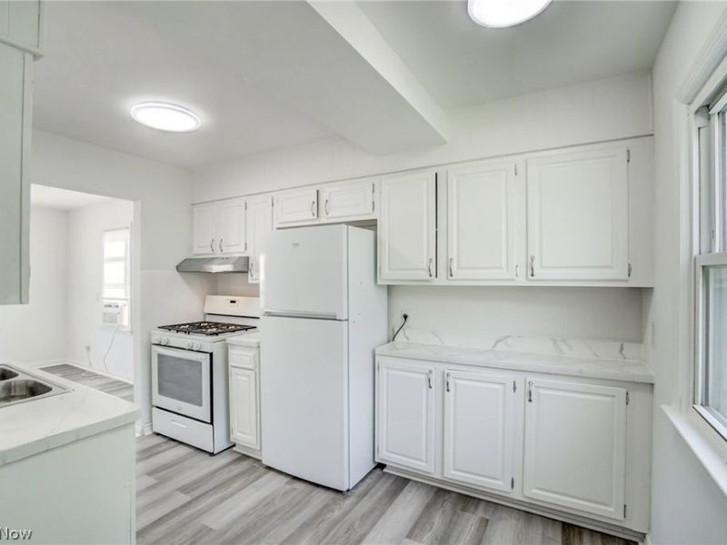13117 Wilton Avenue, Cleveland, OH 44135 Photo 14