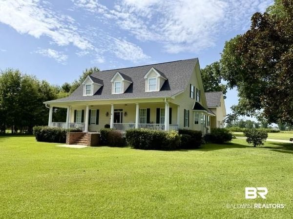 10097 Grove Drive, Fairhope, AL 36532