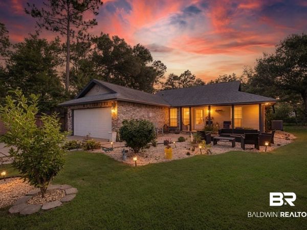 2585 Rosinton Circle, Lillian, AL 36549