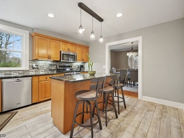526 Highland Ave, Montclair, NJ 07043