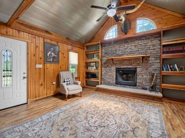 322 Brock Lane , Glasgow, KY 42141