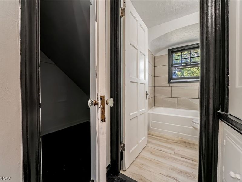 3995 E 154th Street, Cleveland, OH 44128 Photo 24