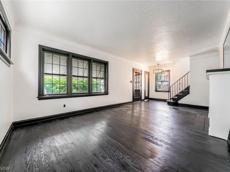 3995 E 154th Street, Cleveland, OH 44128 Photo 6