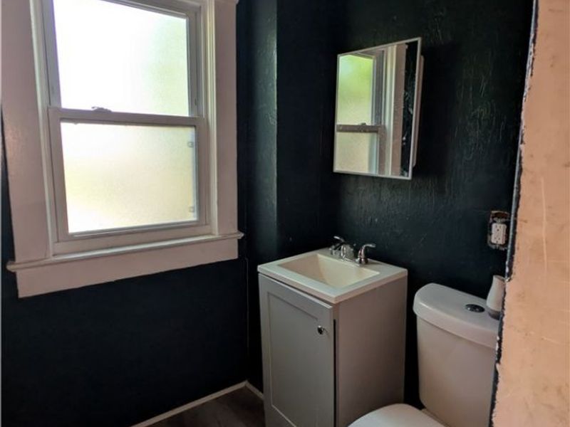 9013 Harris Avenue, Cleveland, OH 44104 Photo 6