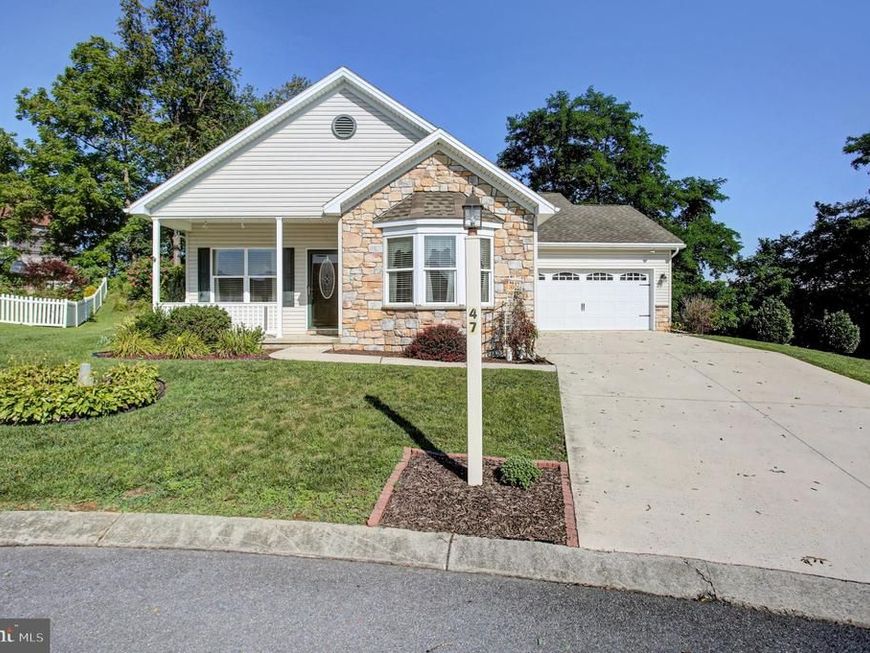 47 Colonial Court, Shippensburg, PA 17257 Main Photo