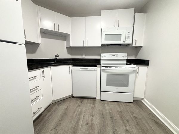 38 Lyme Street, Unit 203, Malden, MA 02148