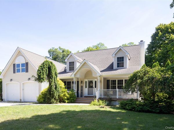 345 Cemetery Road , East Marion, NY 11939
