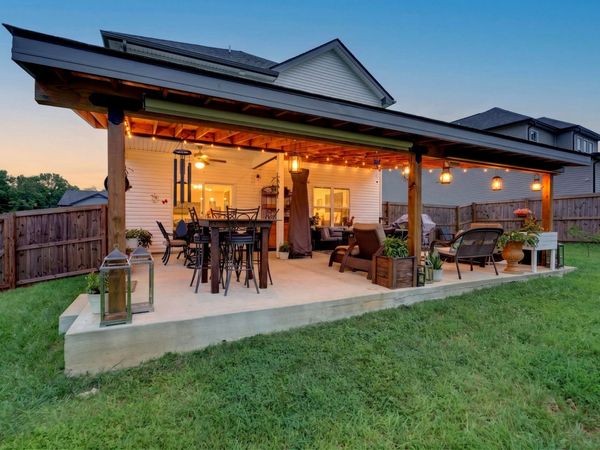 2422 Bucklin Dr, Clarksville, TN 37042