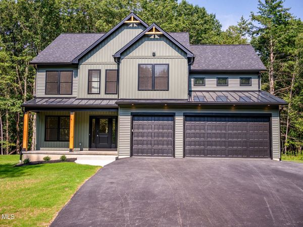 25 Maybrook Drive, Glenville, NY 12302