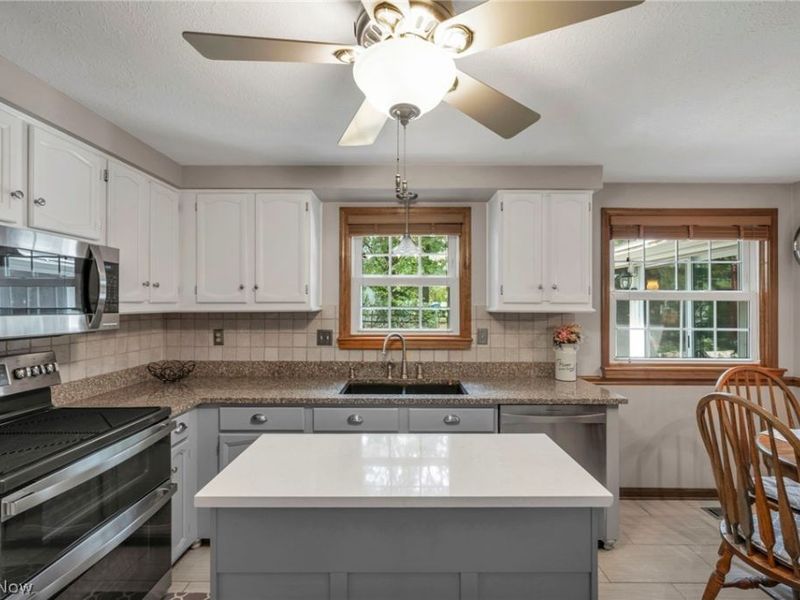 624 Perkins Circle , Brunswick, OH 44212 Photo 11