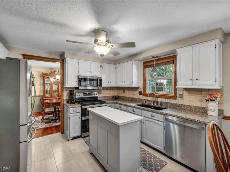 624 Perkins Circle , Brunswick, OH 44212 Photo 13