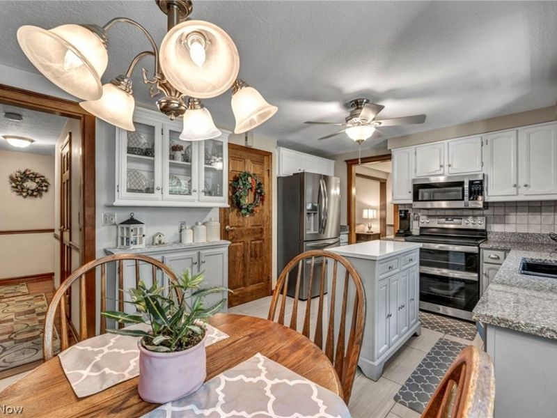624 Perkins Circle , Brunswick, OH 44212 Photo 9