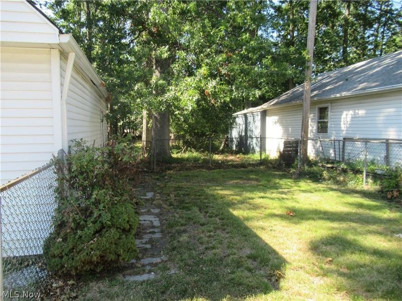 29107 Fuller Avenue, Wickliffe, OH 44092 Photo 5