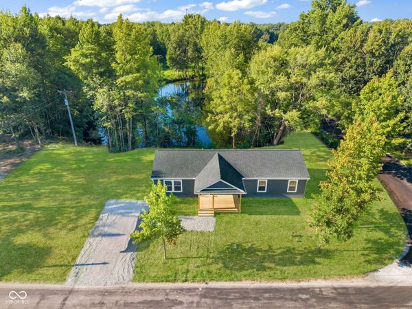 1311 W Whiterock Road , Brazil, IN 47460