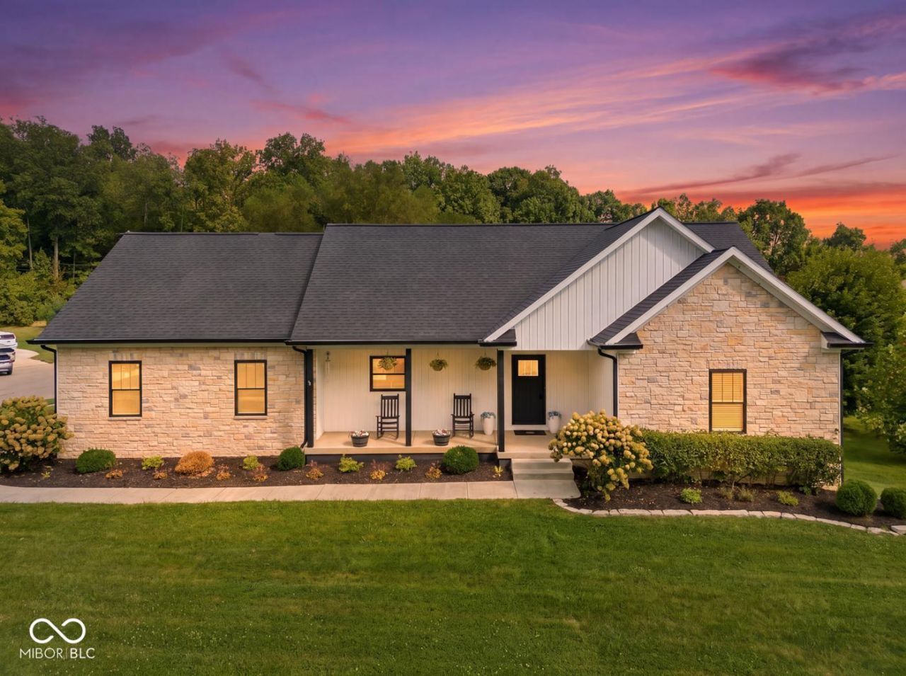 860 N Abigail Lane, Ellettsville, IN 47429 Main Photo