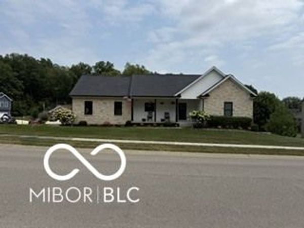 860 N Abigail Lane, Ellettsville, IN 47429