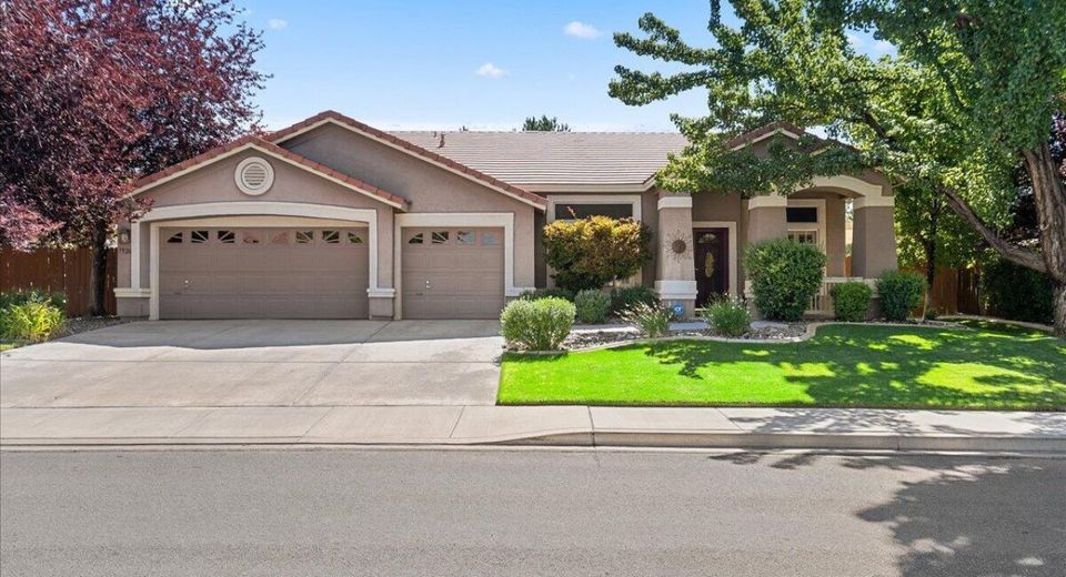 7926 Del Fuego Drive, Sparks, NV 89436 Photo