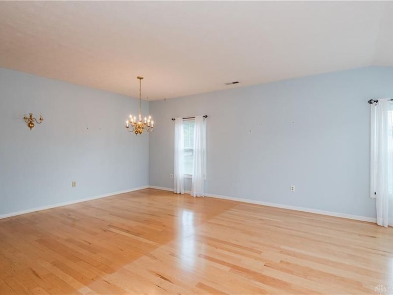 1121 Nettle Creek Court, Miamisburg, OH 45342 Photo 10