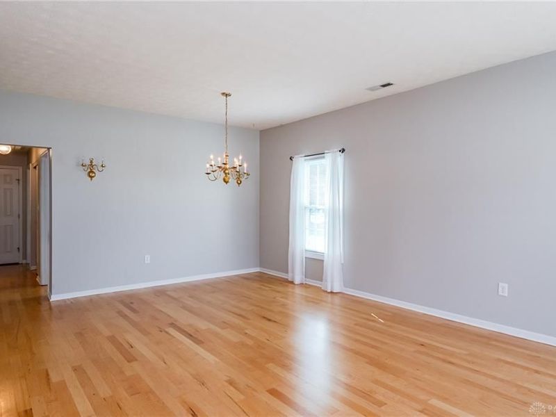 1121 Nettle Creek Court, Miamisburg, OH 45342 Photo 10