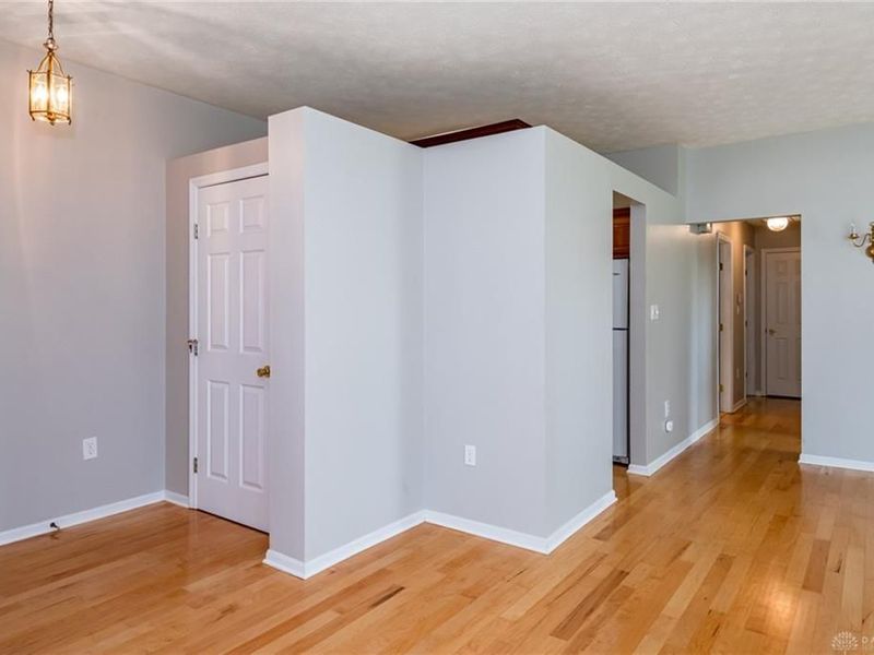 1121 Nettle Creek Court, Miamisburg, OH 45342 Photo 8