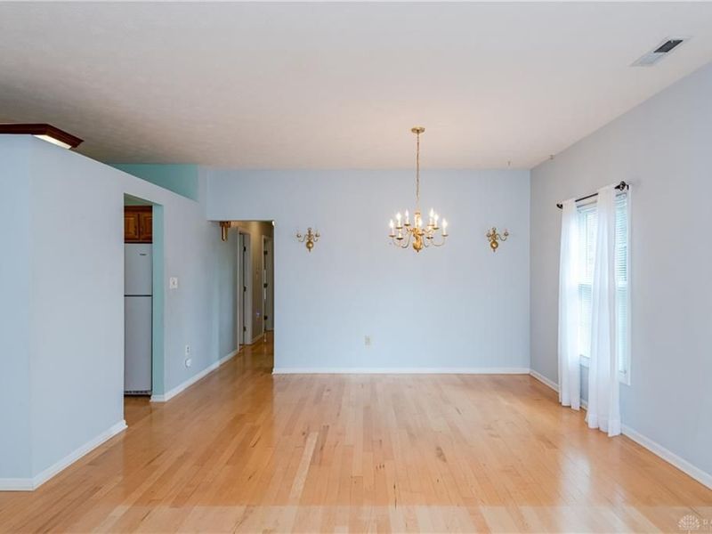 1121 Nettle Creek Court, Miamisburg, OH 45342 Photo 9