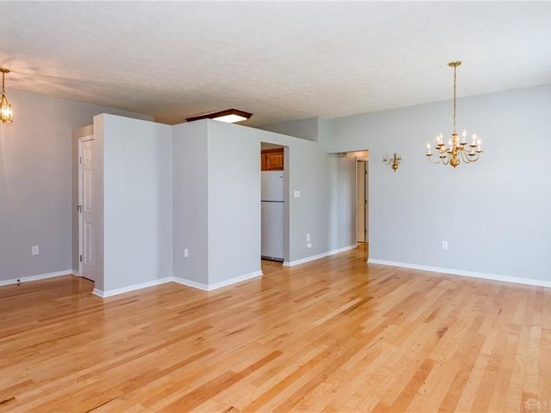 1121 Nettle Creek Court, Miamisburg, OH 45342 Photo 9