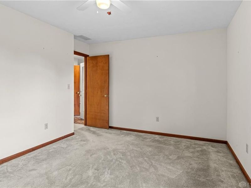 6436 Manete Street, Springfield, OH 45502 Photo 18