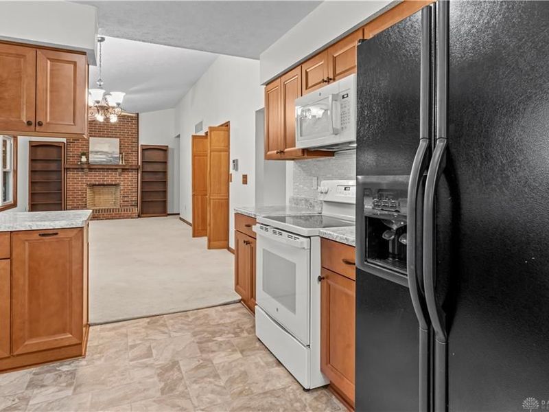 6436 Manete Street, Springfield, OH 45502 Photo 9