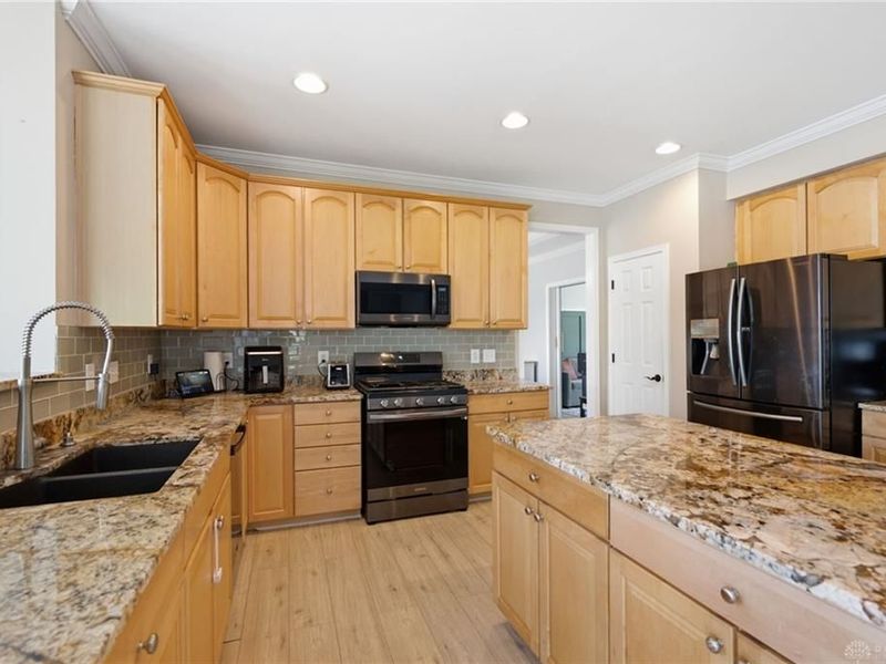 1707 Rock Rose Court, Turtlecreek Township, OH 45036 Photo 18
