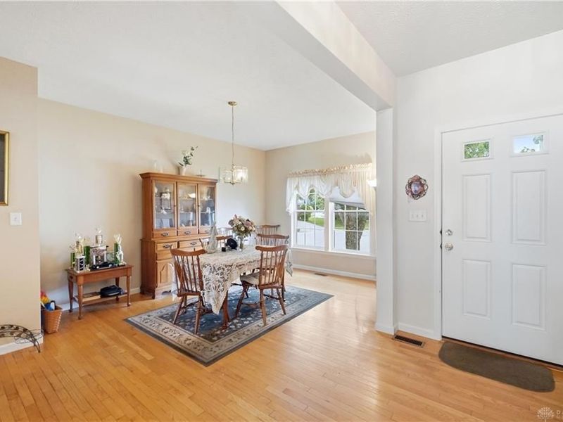 10183 Keithshire Court, Miami Township, OH 45342 Photo 8
