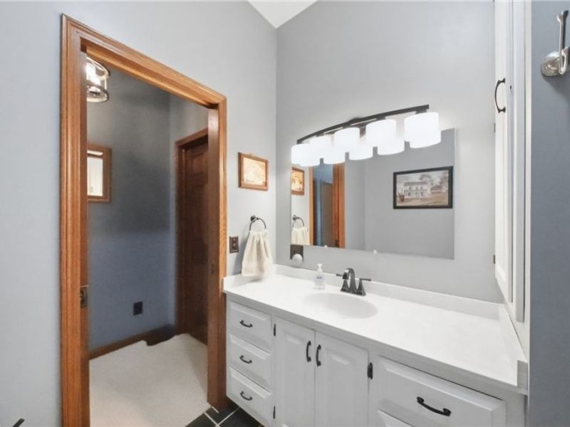 198 Saint Andrews Boulevard, Belpre, OH 45714 Photo 34
