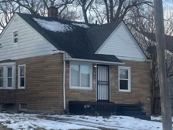 9975 Grandmont Avenue, Detroit, Mi 48227